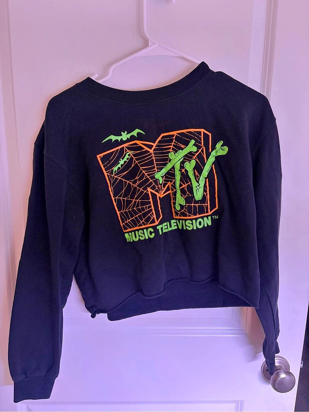 MTV Halloween Spider Web Bones Logo Graphic crop top Sweatshirt Black & Orange M